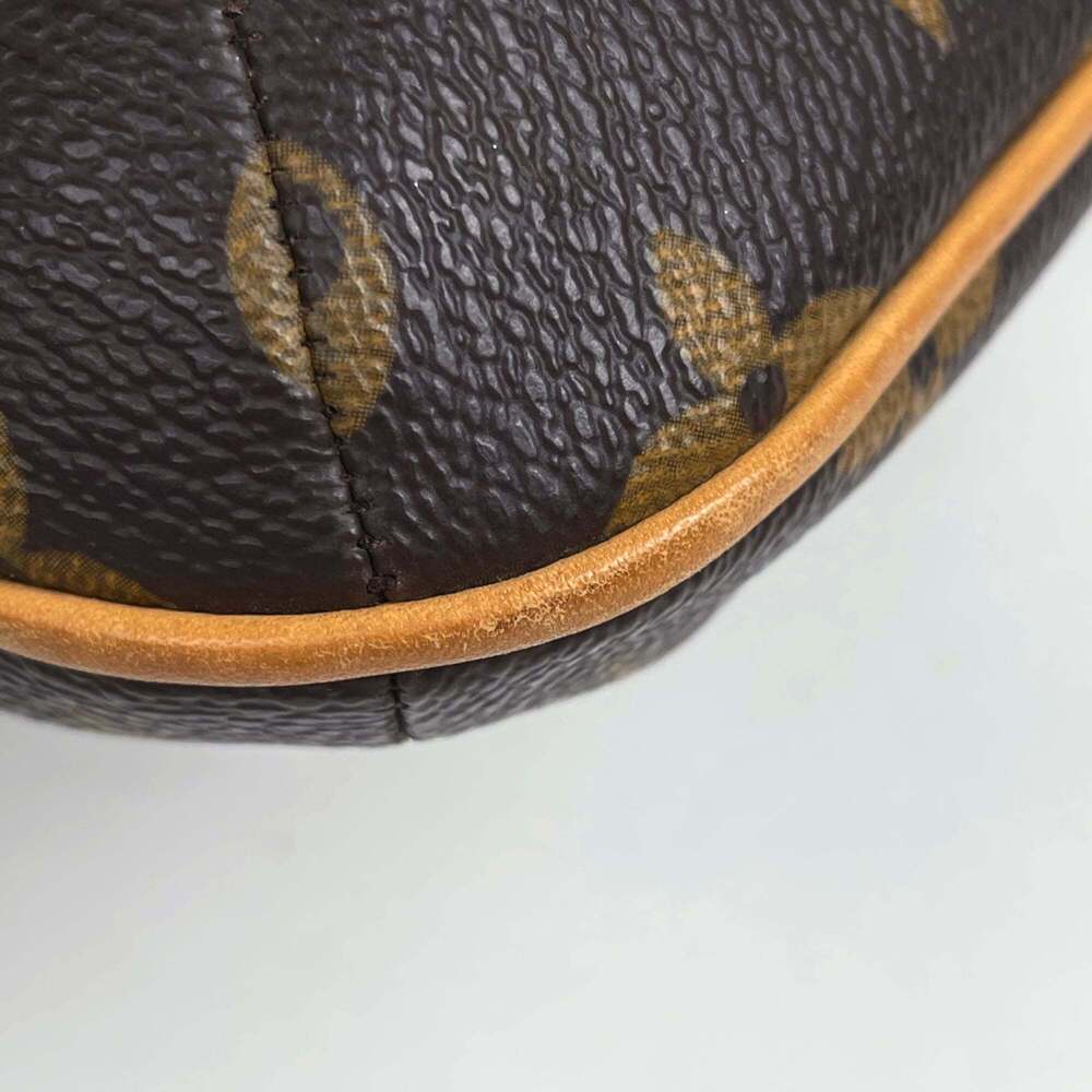 LOUIS VUITTON Authentic Brown Monogram Shoulder Bag - Picture 3 of 7